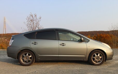 Toyota Prius, 2006 год, 590 000 рублей, 5 фотография