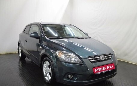 KIA cee'd I рестайлинг, 2009 год, 587 000 рублей, 3 фотография