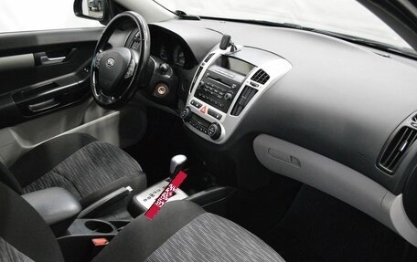 KIA cee'd I рестайлинг, 2009 год, 587 000 рублей, 12 фотография