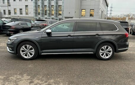 Volkswagen Passat B8 рестайлинг, 2018 год, 2 449 000 рублей, 8 фотография