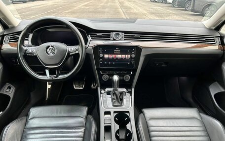 Volkswagen Passat B8 рестайлинг, 2018 год, 2 449 000 рублей, 9 фотография