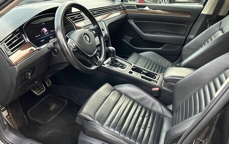 Volkswagen Passat B8 рестайлинг, 2018 год, 2 449 000 рублей, 10 фотография