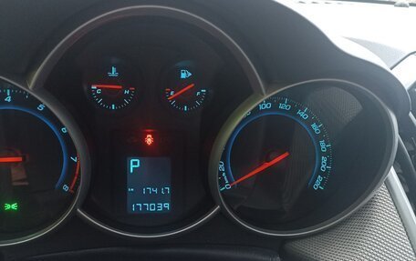 Chevrolet Cruze II, 2014 год, 1 070 000 рублей, 10 фотография