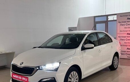 Skoda Rapid II, 2021 год, 1 700 000 рублей, 1 фотография
