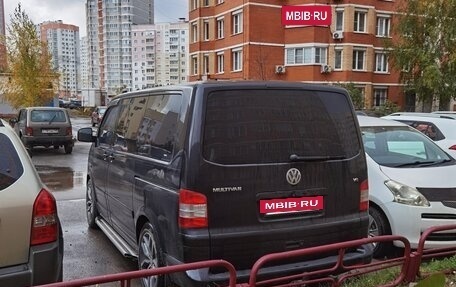 Volkswagen Multivan T5, 2005 год, 1 800 000 рублей, 3 фотография
