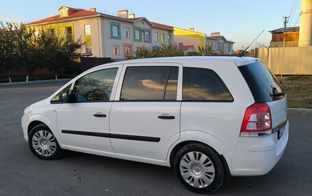 Opel Zafira B, 2011 год, 520 000 рублей, 2 фотография