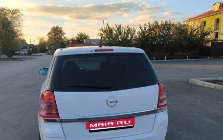 Opel Zafira B, 2011 год, 520 000 рублей, 3 фотография