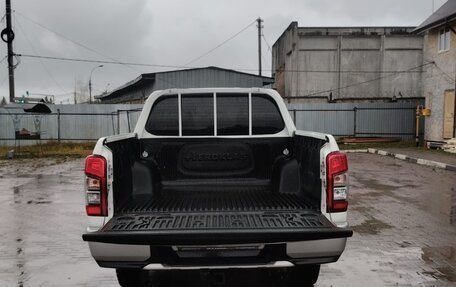 Mitsubishi L200 IV рестайлинг, 2021 год, 2 200 000 рублей, 4 фотография