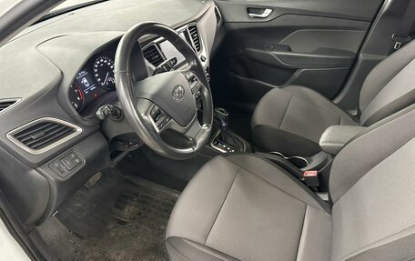 Hyundai Solaris II рестайлинг, 2017 год, 1 449 000 рублей, 10 фотография