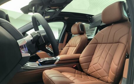 BMW 7 серия, 2025 год, 28 990 000 рублей, 17 фотография