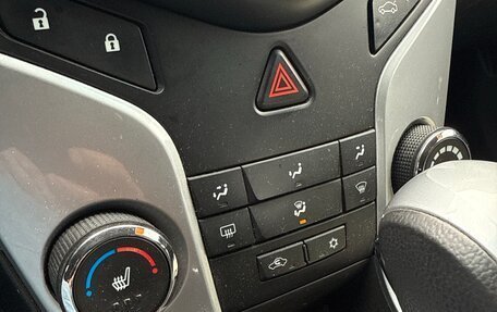 Chevrolet Cruze II, 2012 год, 800 000 рублей, 10 фотография