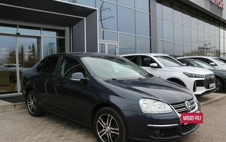 Volkswagen Jetta VI, 2008 год, 710 000 рублей, 3 фотография
