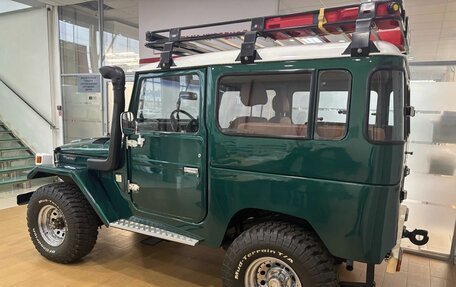 Toyota Land Cruiser 40, 1978 год, 2 900 000 рублей, 4 фотография