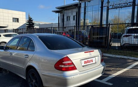 Mercedes-Benz E-Класс, 2005 год, 1 250 000 рублей, 4 фотография