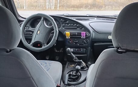 Chevrolet Niva I рестайлинг, 2004 год, 295 000 рублей, 4 фотография