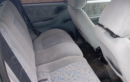 Chevrolet Niva I рестайлинг, 2004 год, 295 000 рублей, 5 фотография