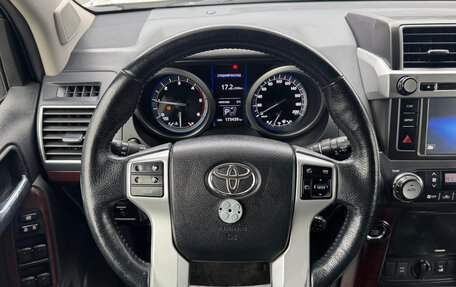 Toyota Land Cruiser Prado 150 рестайлинг 2, 2017 год, 4 449 000 рублей, 16 фотография