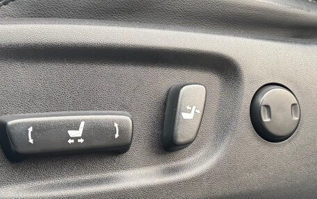 Toyota Land Cruiser Prado 150 рестайлинг 2, 2017 год, 4 449 000 рублей, 24 фотография