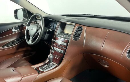 Infiniti QX50 I рестайлинг, 2016 год, 2 299 000 рублей, 14 фотография