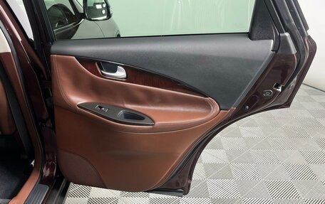 Infiniti QX50 I рестайлинг, 2016 год, 2 299 000 рублей, 30 фотография