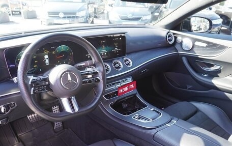 Mercedes-Benz E-Класс, 2021 год, 3 850 000 рублей, 10 фотография