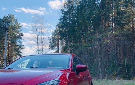 Mazda 3, 2015 год, 1 385 000 рублей, 1 фотография