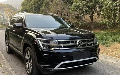 Volkswagen Teramont I, 2022 год, 3 750 000 рублей, 1 фотография