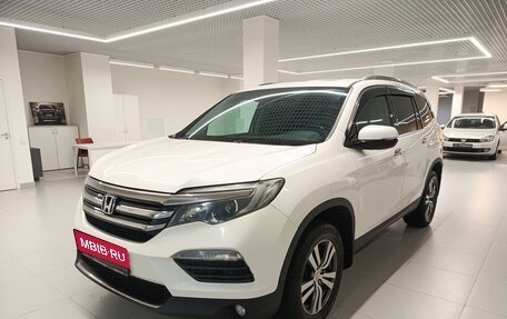 Honda Pilot III рестайлинг, 2017 год, 2 248 000 рублей, 1 фотография