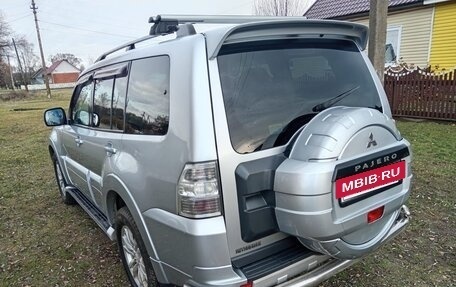 Mitsubishi Pajero IV, 2014 год, 2 100 000 рублей, 3 фотография