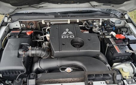 Mitsubishi Pajero IV, 2014 год, 2 100 000 рублей, 7 фотография