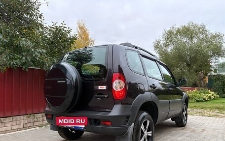 Chevrolet Niva I рестайлинг, 2018 год, 995 000 рублей, 16 фотография