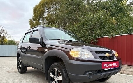 Chevrolet Niva I рестайлинг, 2018 год, 995 000 рублей, 15 фотография