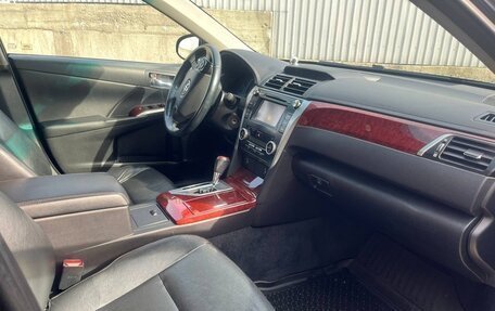 Toyota Camry, 2012 год, 1 800 000 рублей, 6 фотография