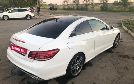 Mercedes-Benz E-Класс, 2014 год, 2 450 000 рублей, 4 фотография