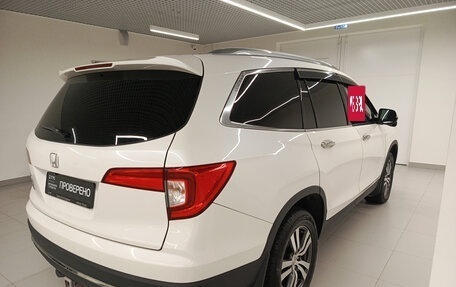 Honda Pilot III рестайлинг, 2017 год, 2 248 000 рублей, 5 фотография