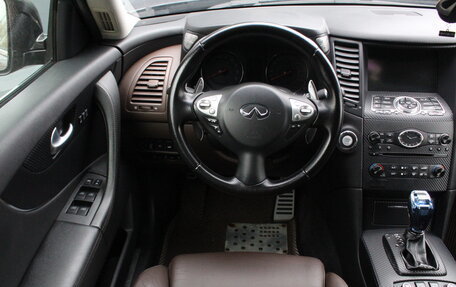 Infiniti FX II, 2011 год, 1 995 000 рублей, 8 фотография