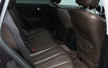 Infiniti FX II, 2011 год, 1 995 000 рублей, 26 фотография