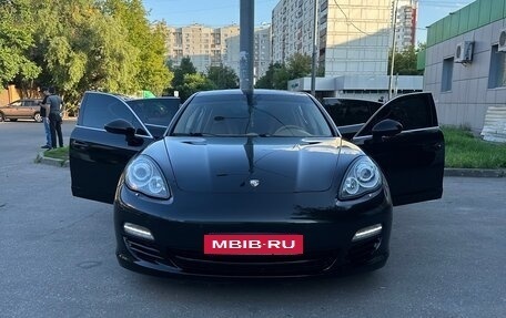 Porsche Panamera II рестайлинг, 2012 год, 2 360 000 рублей, 4 фотография