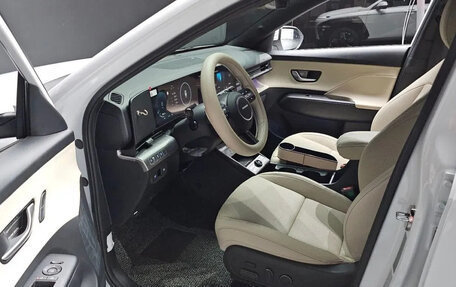 Hyundai Kona, 2025 год, 2 800 000 рублей, 10 фотография
