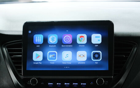 Hyundai Solaris II рестайлинг, 2018 год, 1 250 000 рублей, 12 фотография