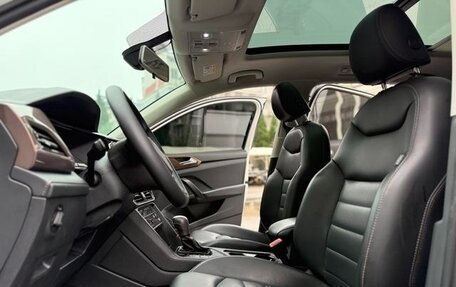 Volkswagen Tharu, 2022 год, 1 800 000 рублей, 4 фотография