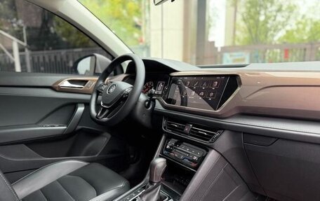 Volkswagen Tharu, 2022 год, 1 800 000 рублей, 8 фотография