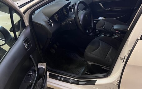 Peugeot 408 I рестайлинг, 2013 год, 620 000 рублей, 9 фотография