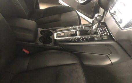 Porsche Macan I рестайлинг, 2018 год, 3 790 000 рублей, 4 фотография