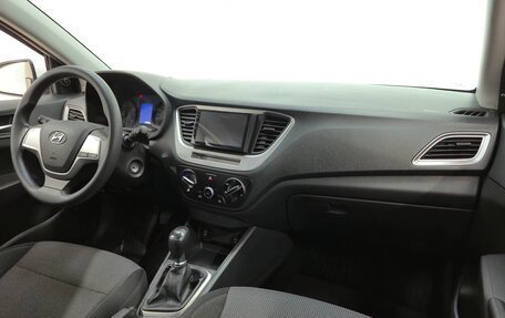 Hyundai Solaris II рестайлинг, 2020 год, 1 170 000 рублей, 12 фотография