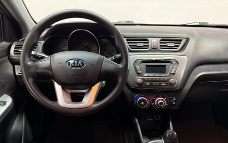KIA Rio III рестайлинг, 2013 год, 817 300 рублей, 6 фотография