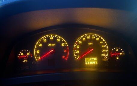 Opel Vectra C рестайлинг, 2002 год, 235 000 рублей, 13 фотография