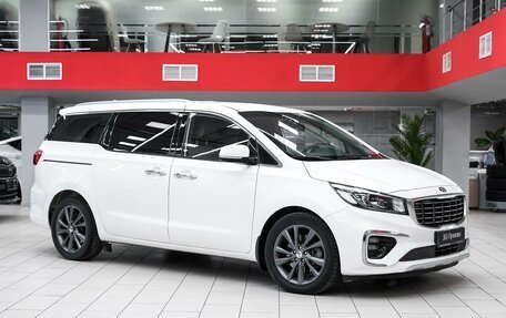 KIA Carnival III, 2019 год, 2 499 000 рублей, 3 фотография