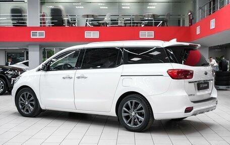 KIA Carnival III, 2019 год, 2 499 000 рублей, 4 фотография