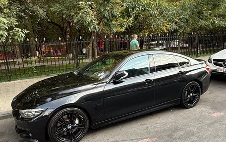 BMW 4 серия, 2018 год, 2 050 000 рублей, 3 фотография